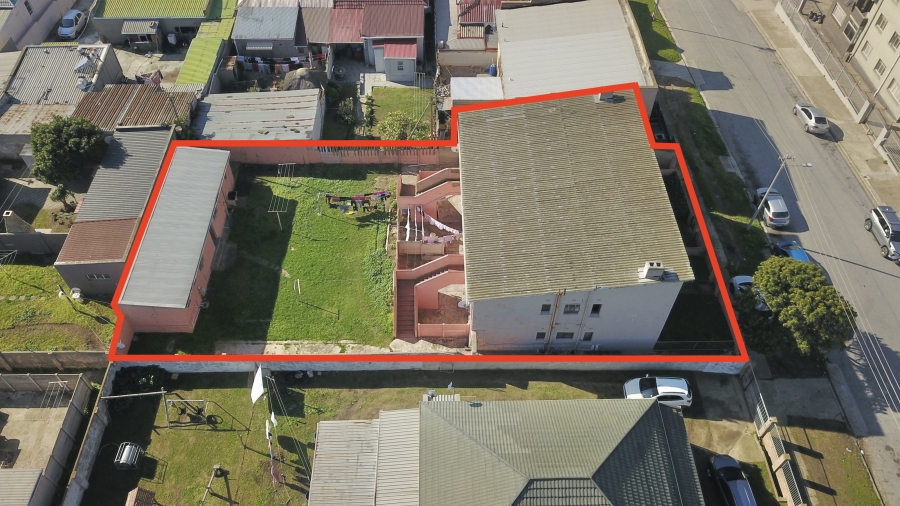 9 Bedroom Property for Sale in Sydenham Eastern Cape